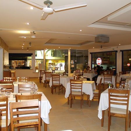 Daphne Hotel Apartamentos Cyprus Paphos Exterior foto